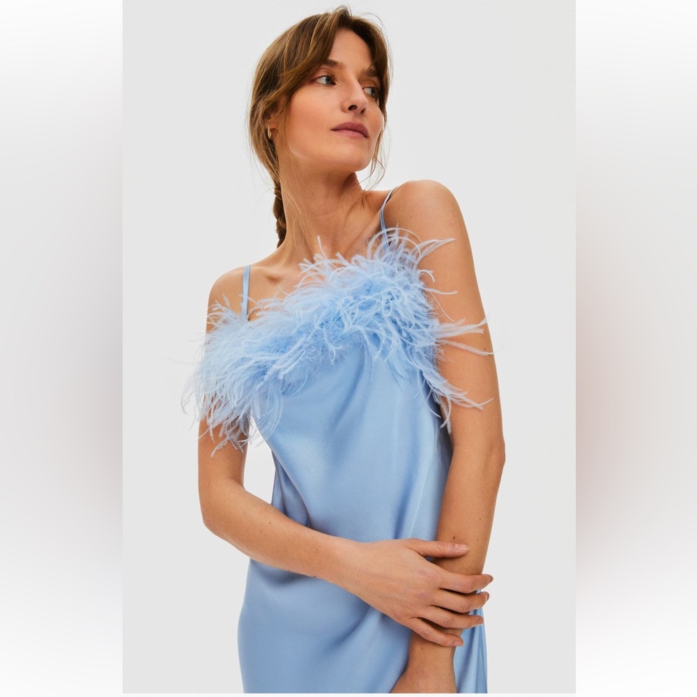 NWT $320 SLEEPER feather-trimmed satin nightgown, Size M, 100% feathers
Ostrich
